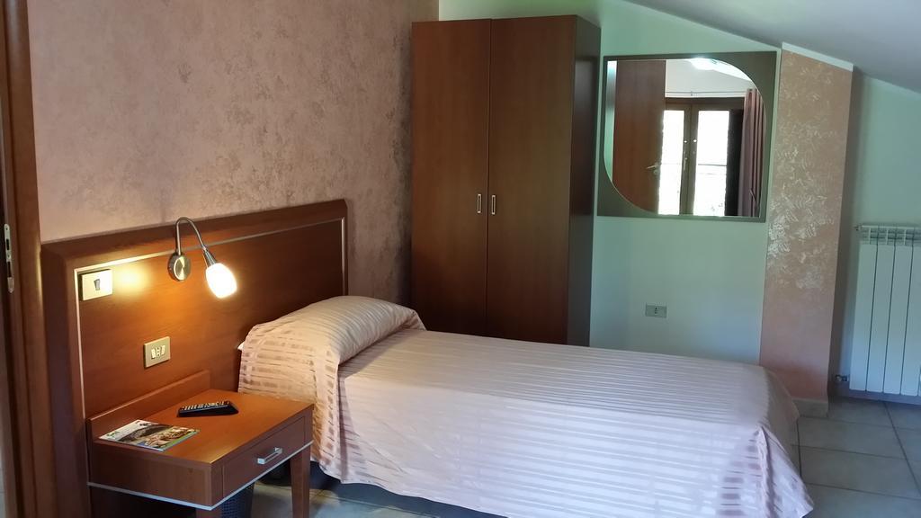 B&B Il Tulipano Rogliano Номер фото